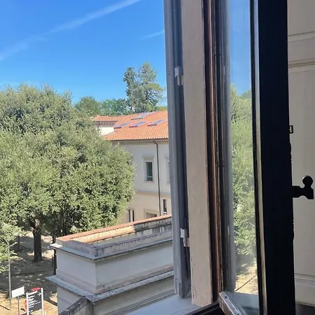 Apartment Discovering *