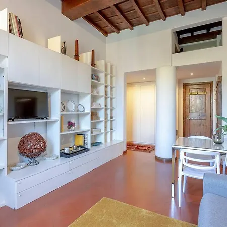 Discovering Apartment *